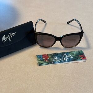 Women’s Maui Jim Alekona Sunglasses